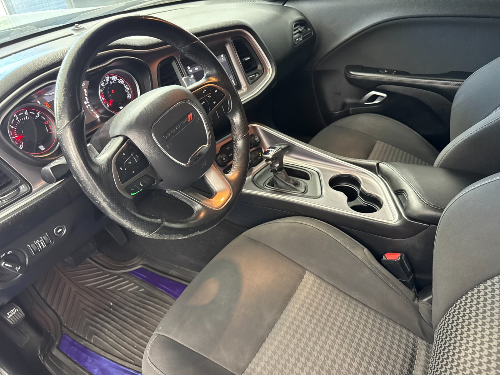 Used 2019 Gray Dodge R/T image 9