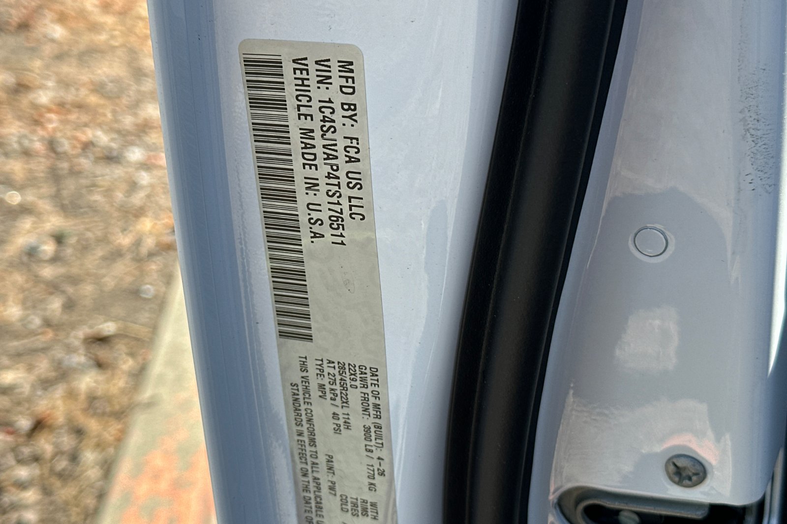 New 2026 Bright White Clear-Coat Exterior Paint Jeep 85th Anniversary Edition image 29