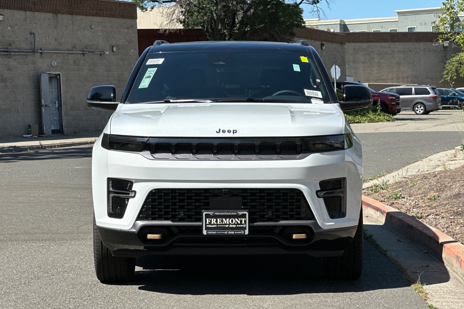 New 2026 Bright White Clear-Coat Exterior Paint Jeep 85th Anniversary Edition image 8