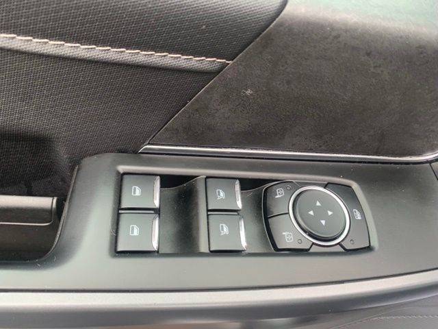 Used 2025 Black Metallic Ford XLT image 13