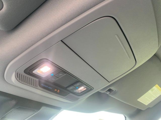Used 2025 Black Metallic Ford XLT image 21