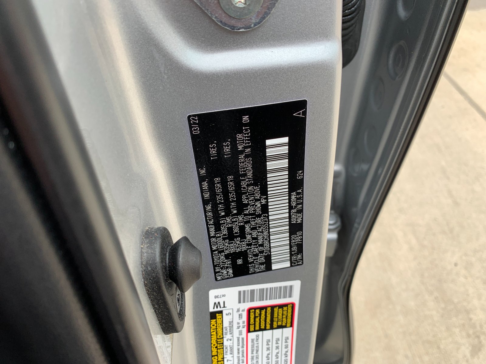 Used 2022 Silver Toyota XLE image 38