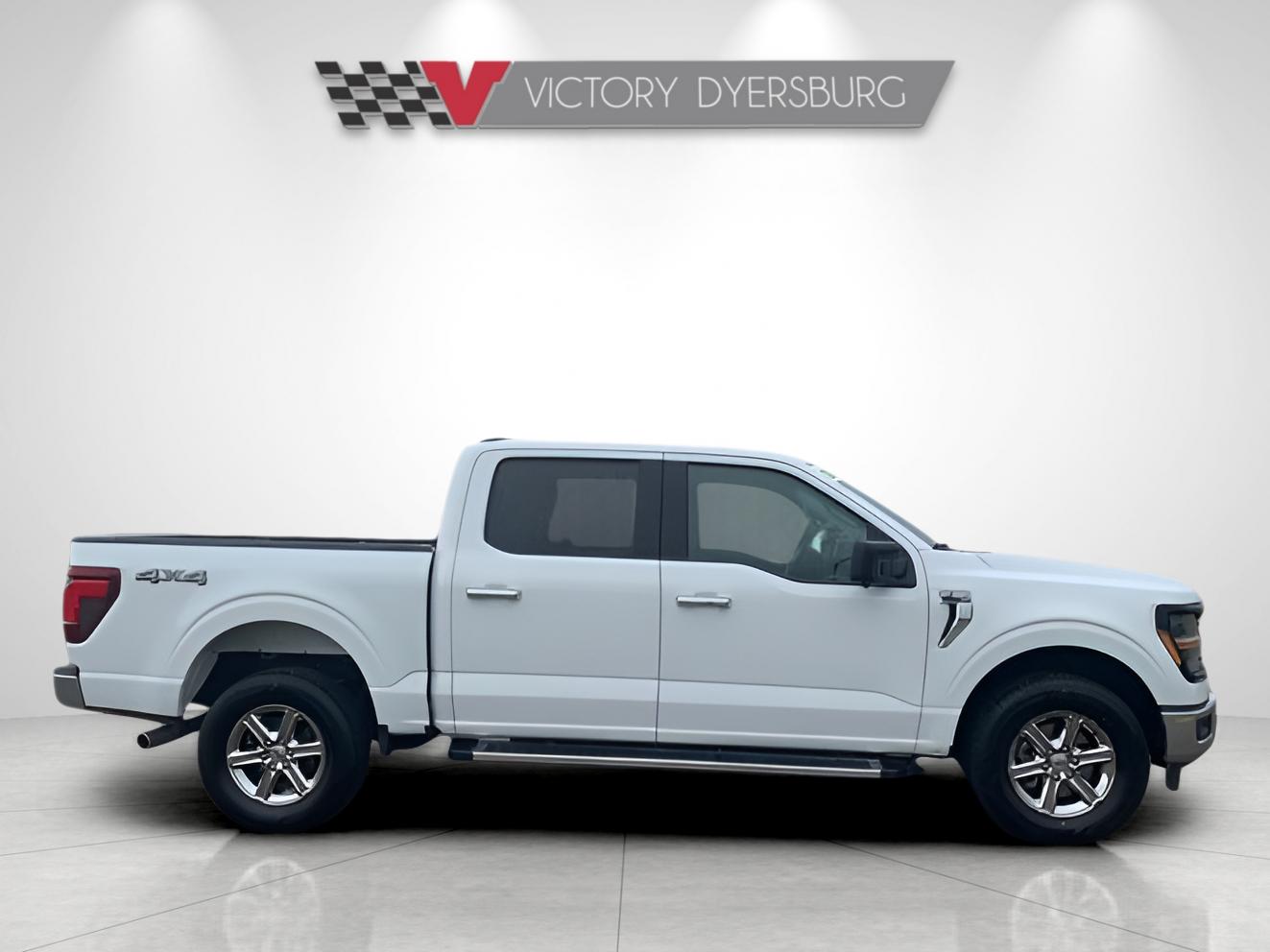 Used 2024 White Ford XLT image 9