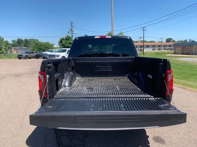 Used 2025 Black Ford XLT image 28