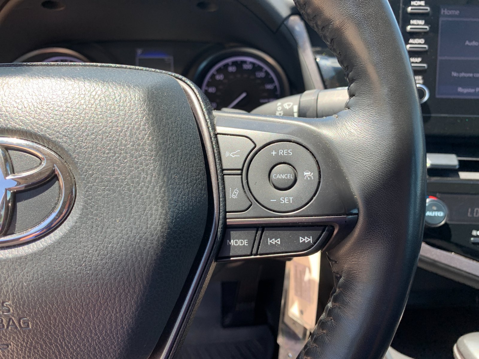 Used 2023 Silver Toyota SE image 29