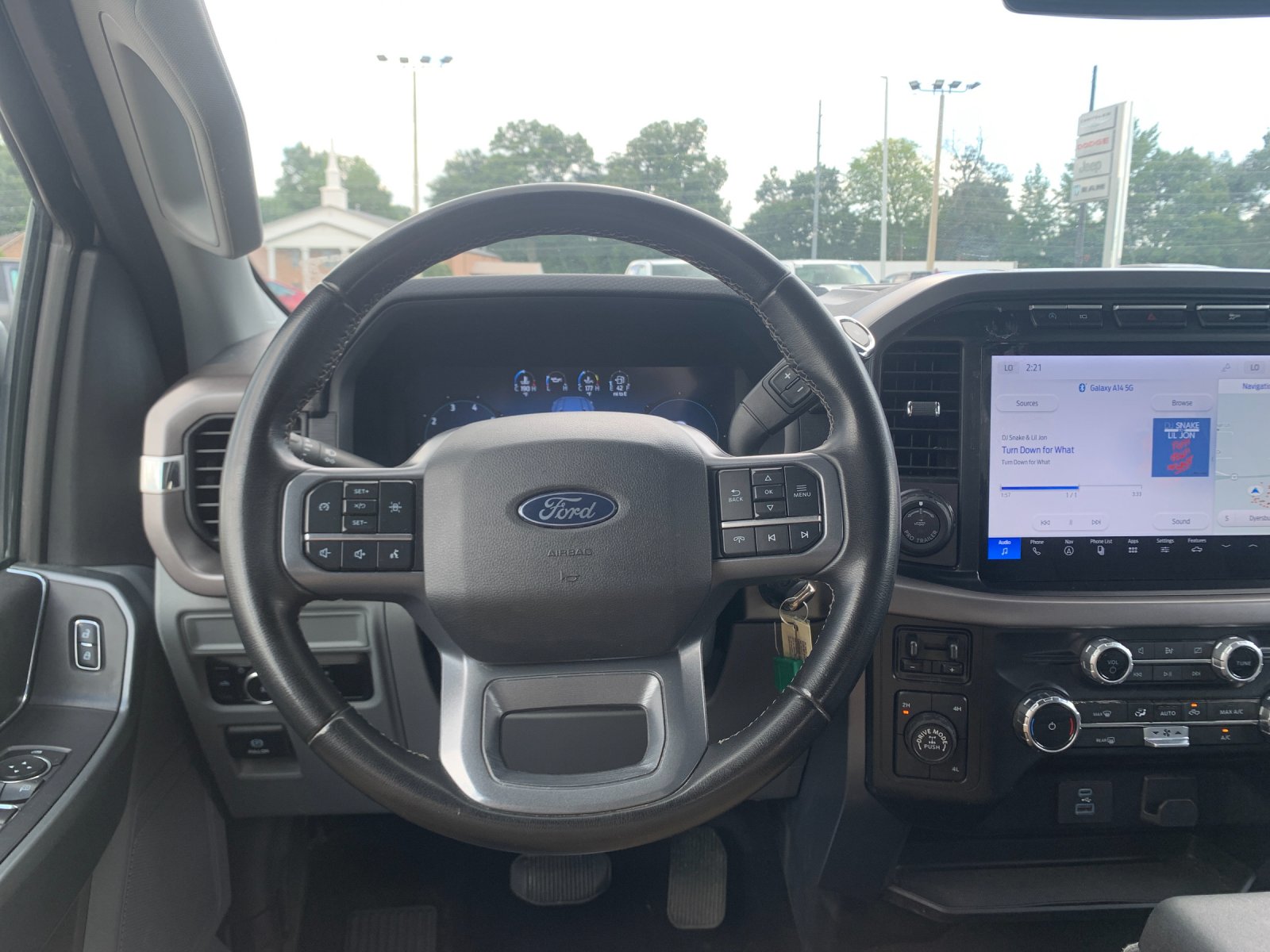 Used 2024 White Ford XLT image 4