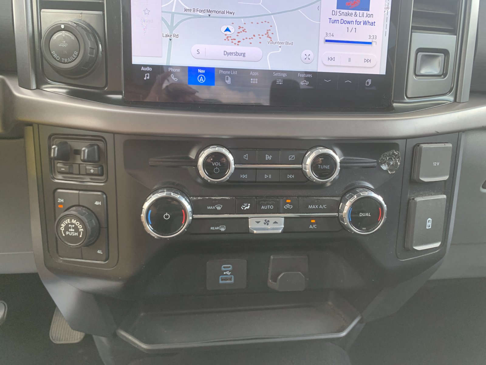 Used 2024 White Ford XLT image 10