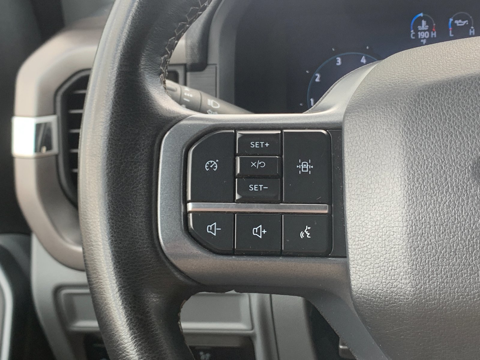 Used 2024 White Ford XLT image 15