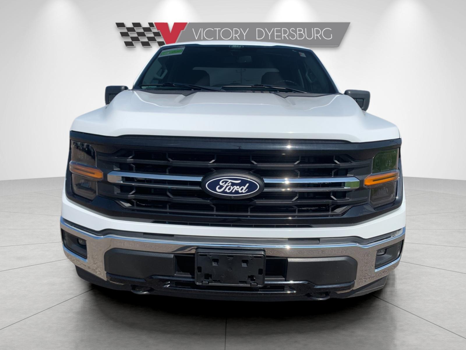 Used 2024 White Ford XLT image 28