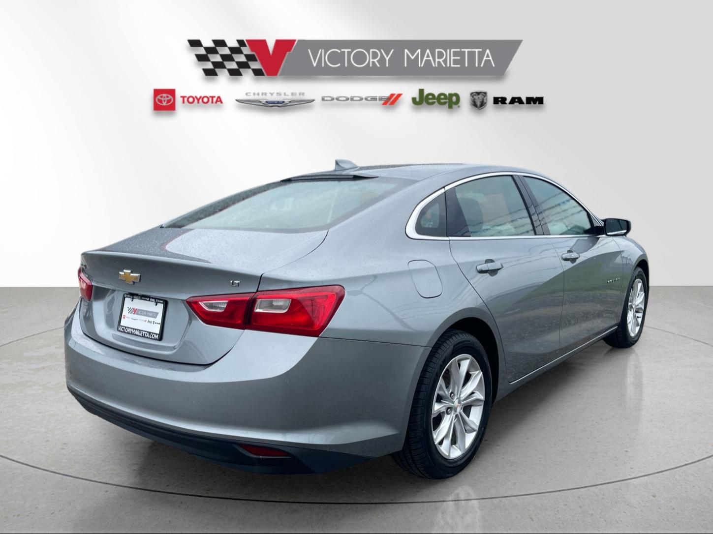 Used 2023  Chevrolet LT image 5