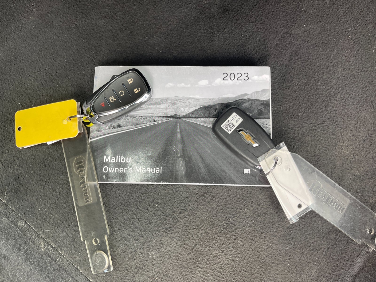 Used 2023  Chevrolet LT image 9