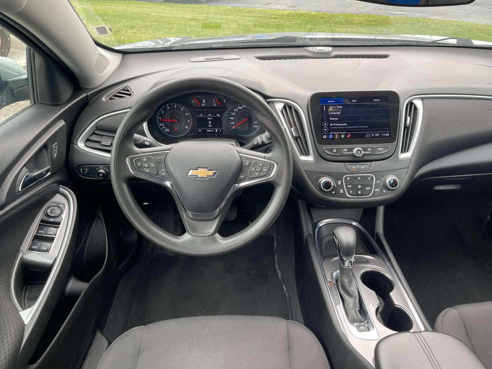 Used 2023  Chevrolet LT image 16