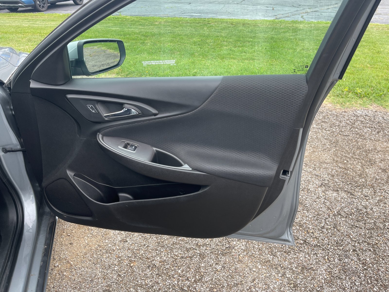 Used 2023  Chevrolet LT image 18