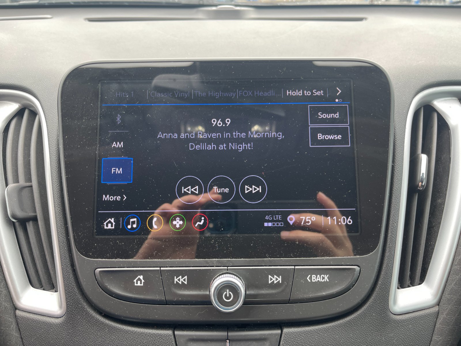 Used 2023  Chevrolet LT image 19