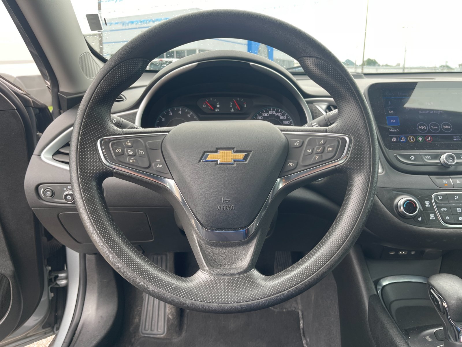 Used 2023  Chevrolet LT image 25