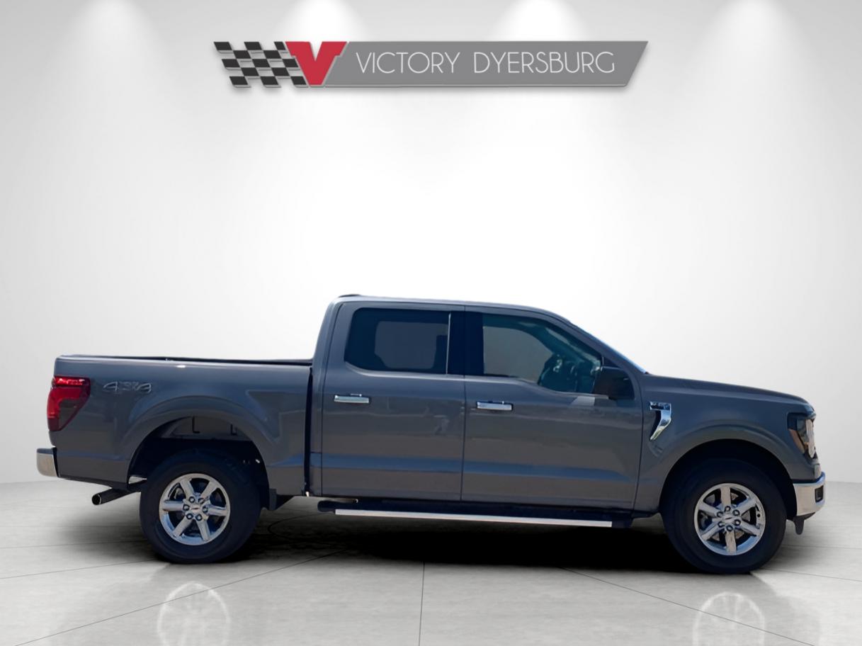 Used 2025 Gray Ford XLT image 9
