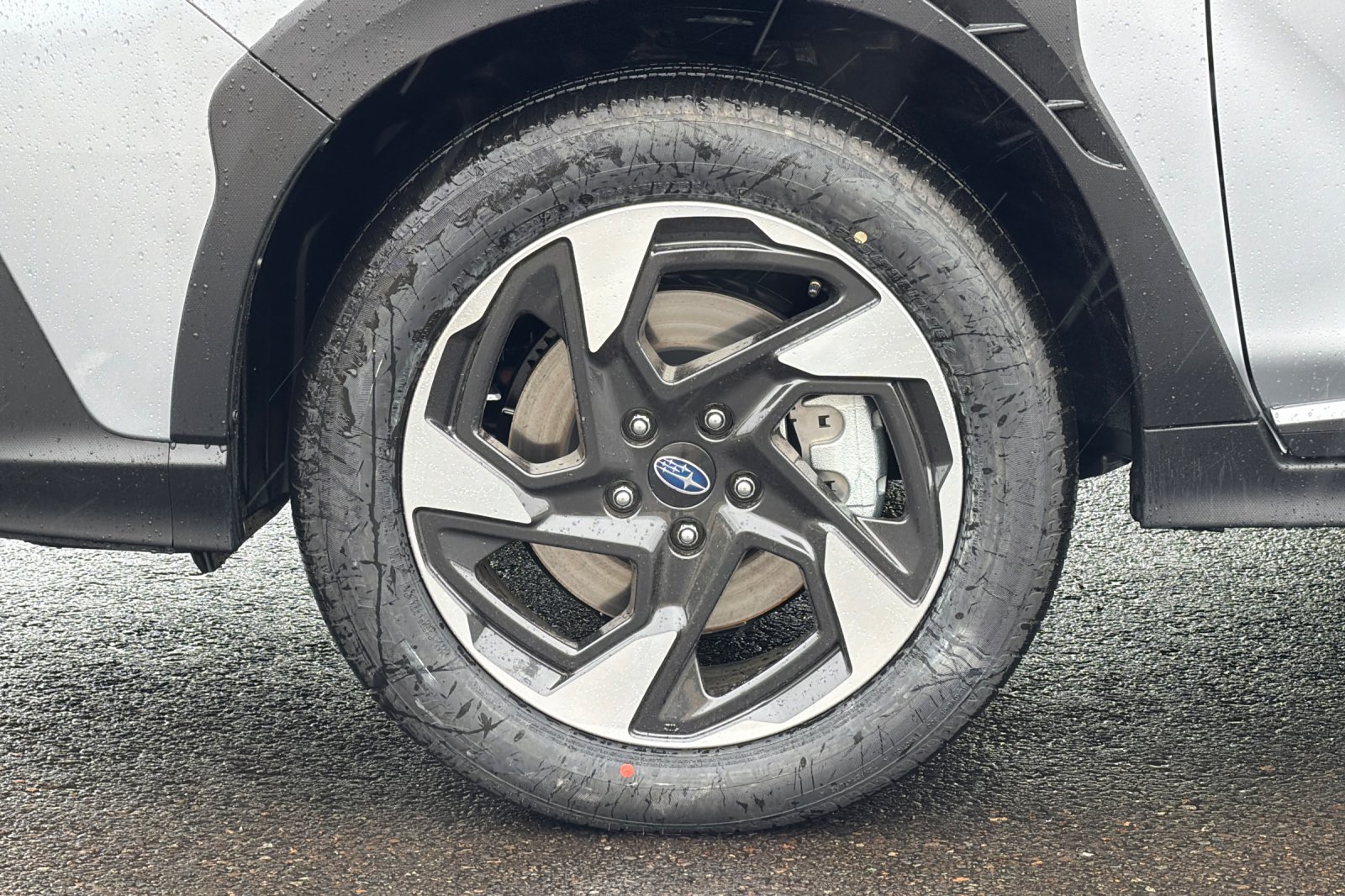 New 2026 ICE SILVER METALLIC Subaru Limited image 25