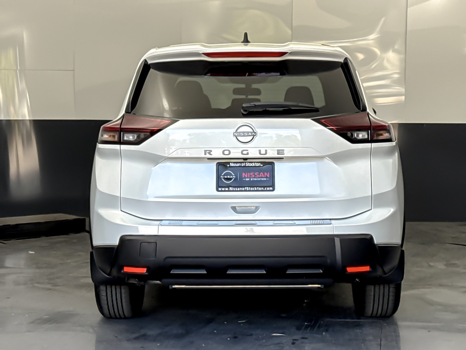 New 2026 White Nissan SV image 4