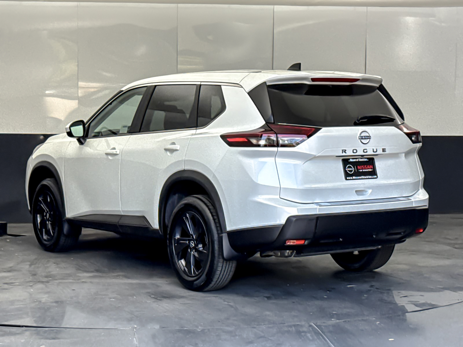 New 2026 White Nissan SV image 5