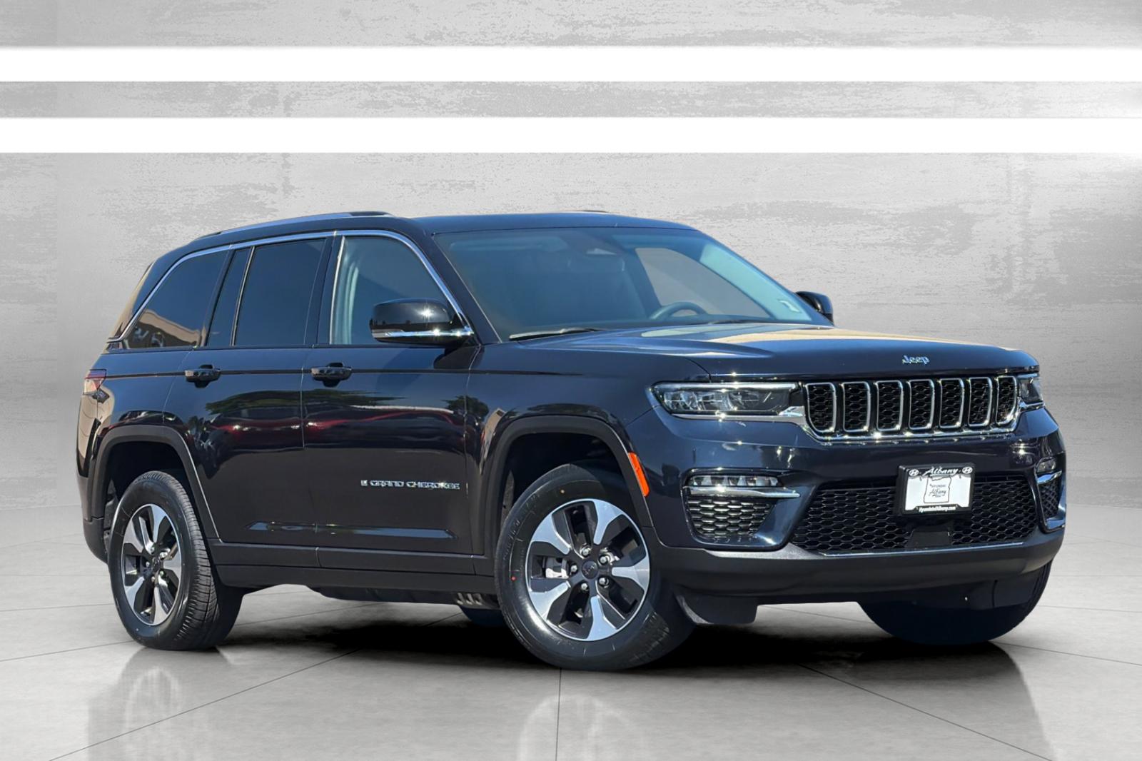 2024 Jeep Grand Cherokee 4xe 4x4's photo