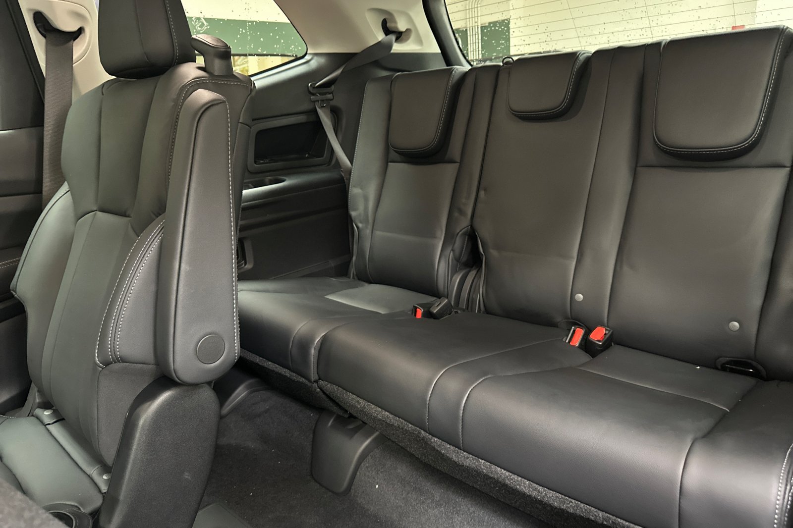 New 2026 MAGNETITE GRAY METALLIC Subaru Premium 7-Passenger image 18
