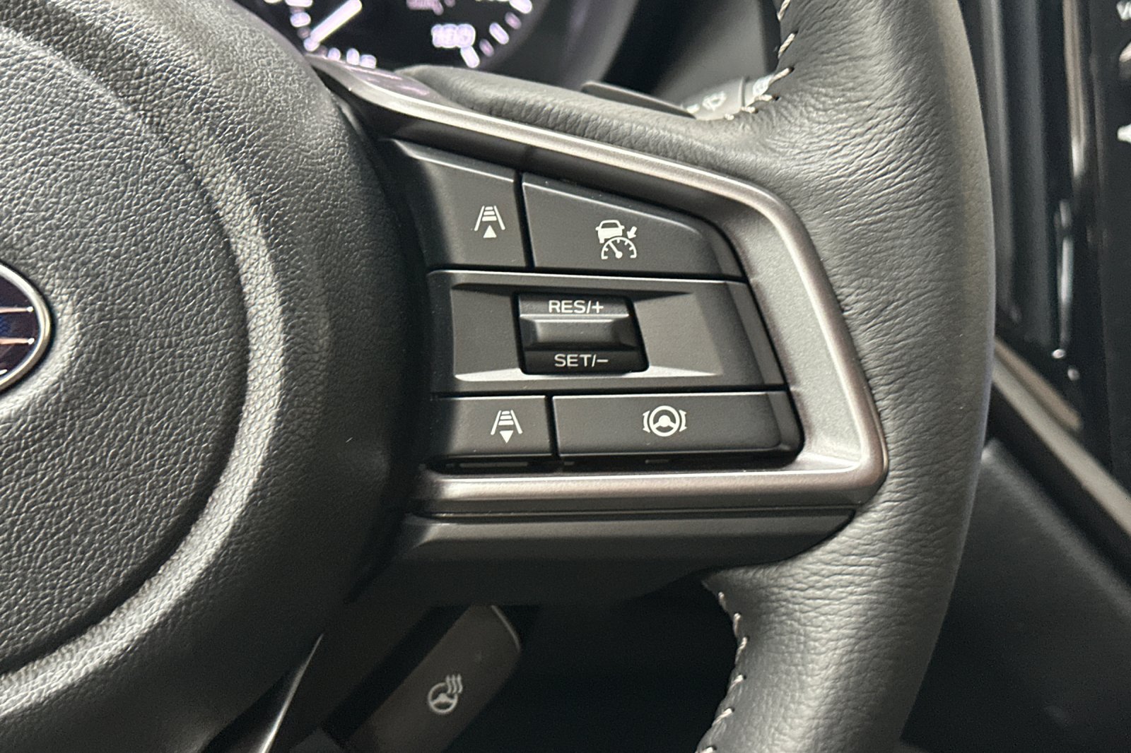 New 2026 MAGNETITE GRAY METALLIC Subaru Premium 7-Passenger image 31