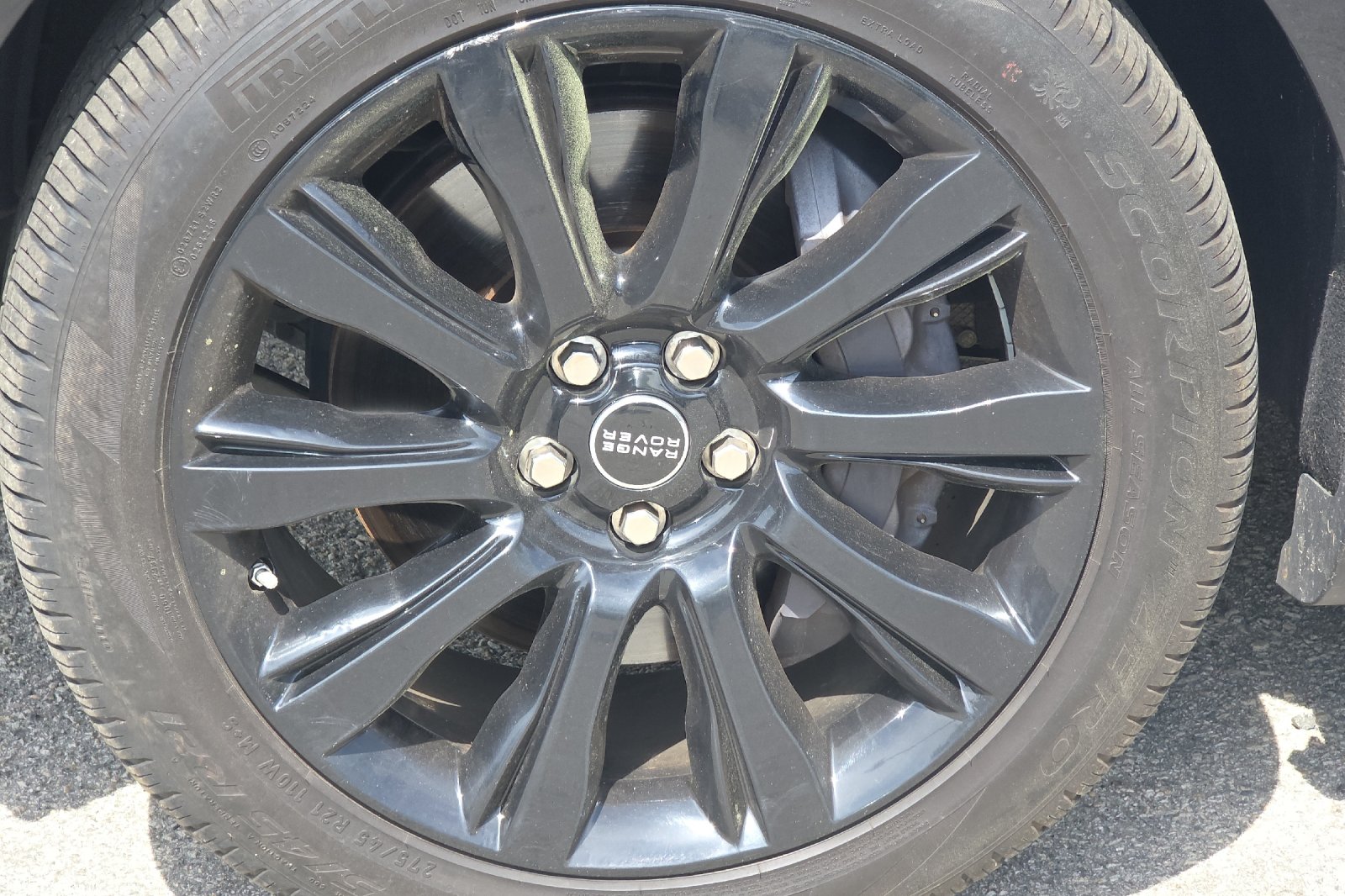 Used 2014 Santorini Black Metallic Land Rover 5.0L V8 Supercharged Autobiography image 25