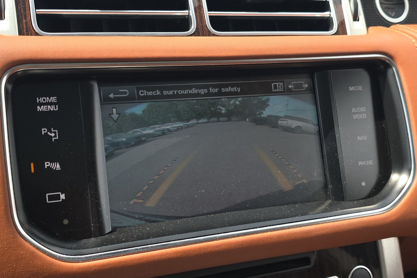 Used 2014 Santorini Black Metallic Land Rover 5.0L V8 Supercharged Autobiography image 20