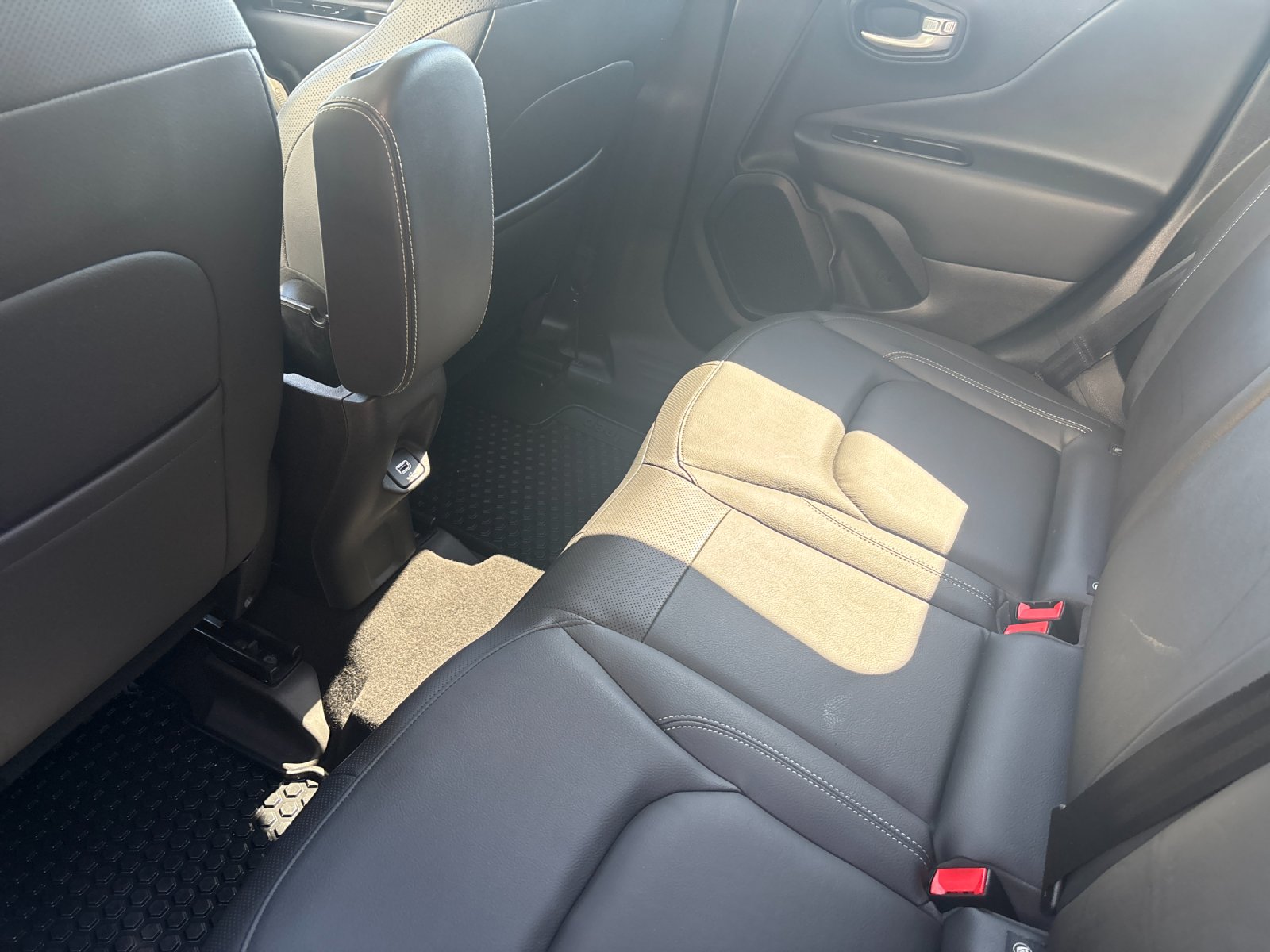 2023 Jeep Renegade Limited - Photo 13