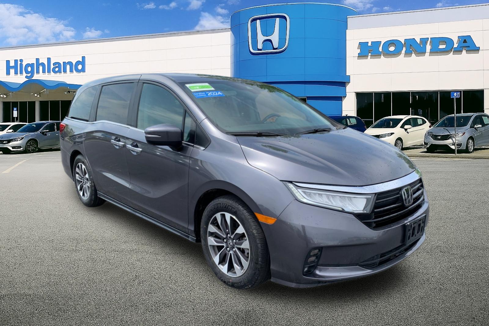 Certified Used 2024 Modern Steel Metallic Honda EX-L image 7