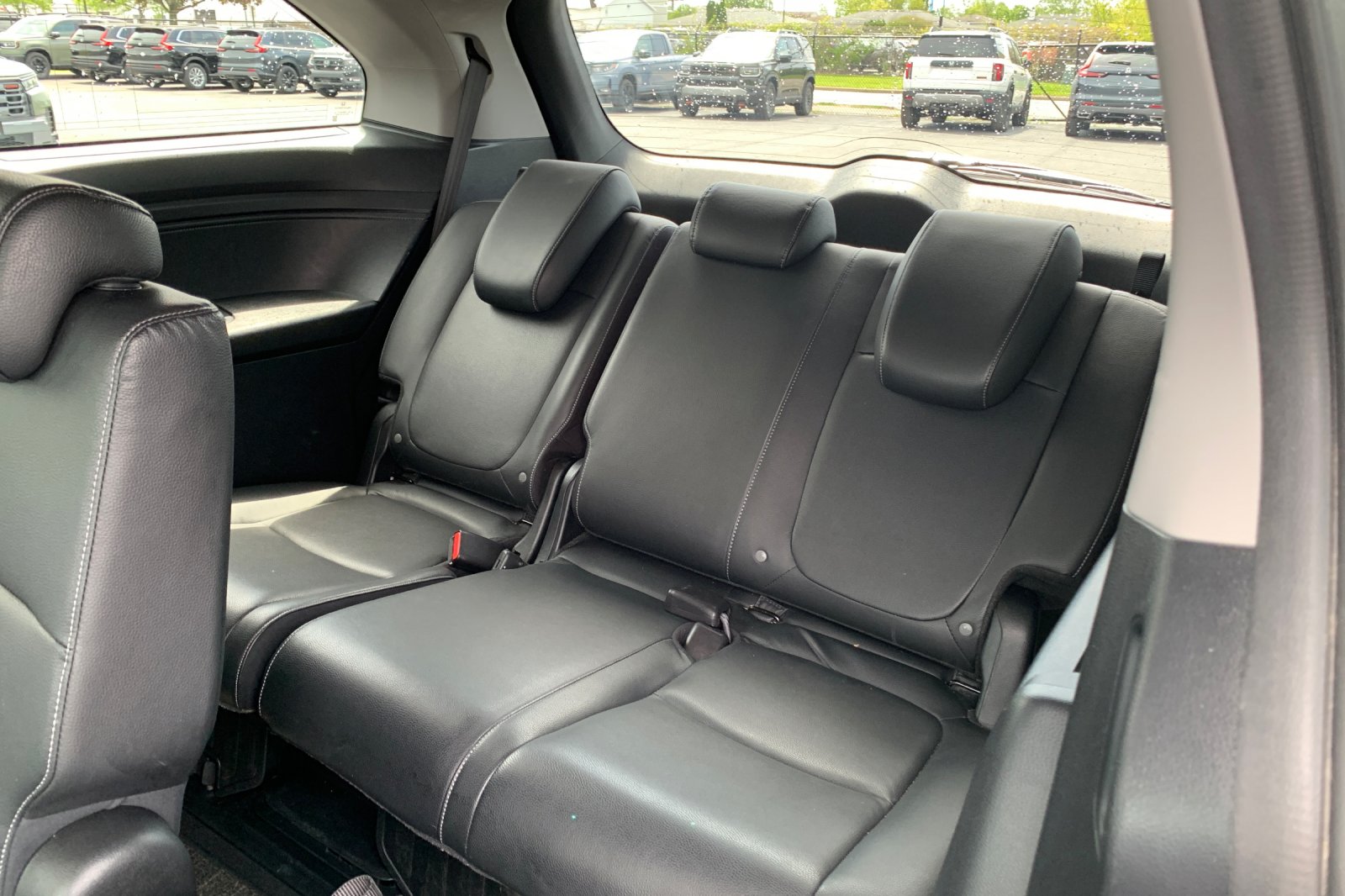 Certified Used 2024 Modern Steel Metallic Honda EX-L image 19