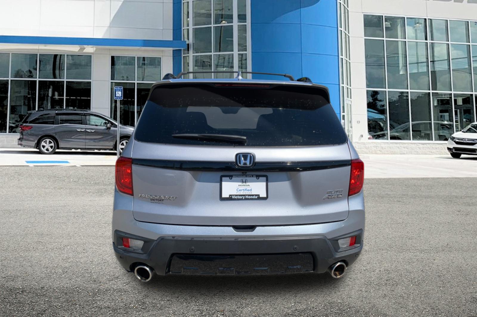 Certified Used 2022 Silver Honda Elite image 4