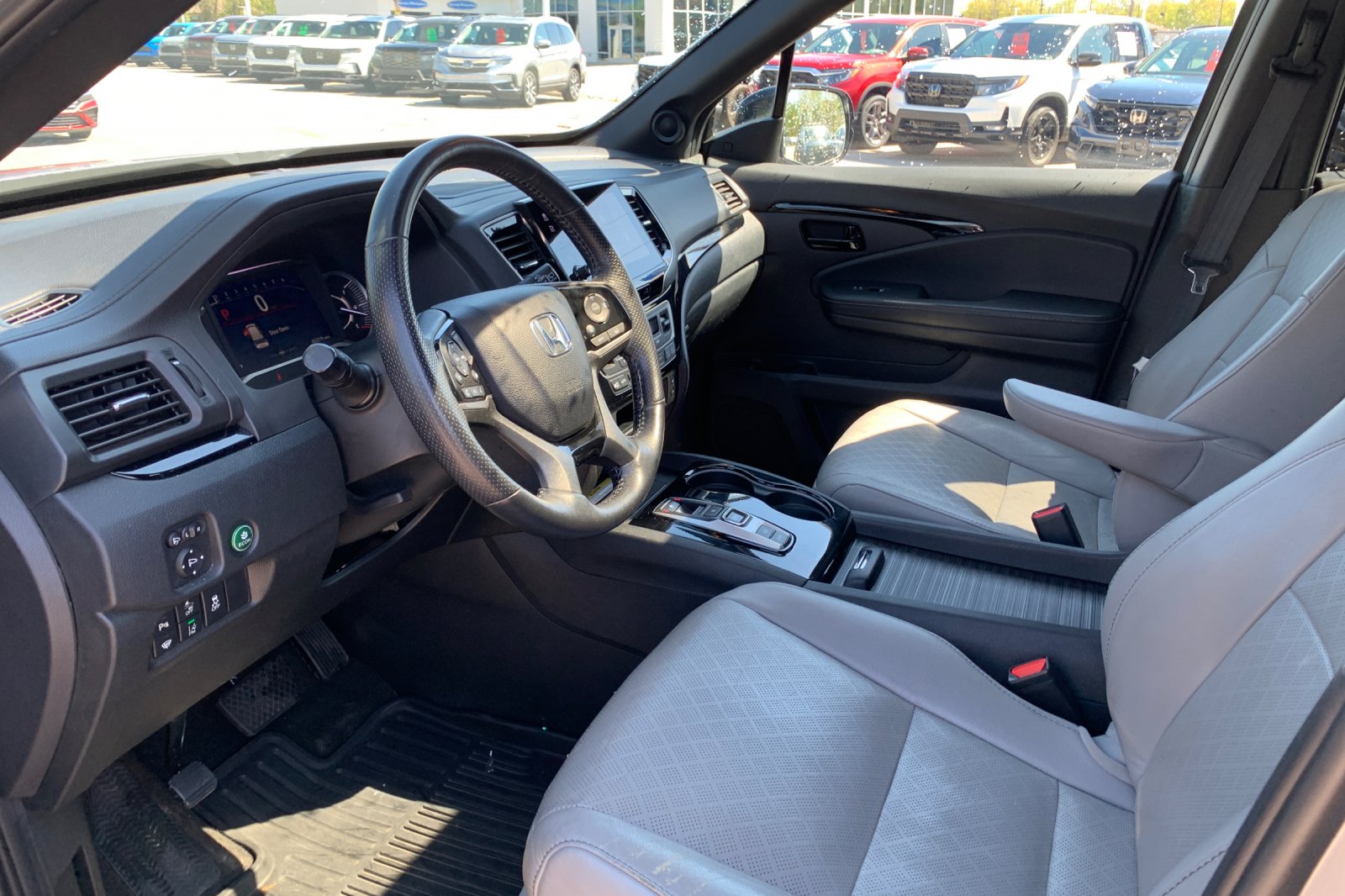 Certified Used 2022 Silver Honda Elite image 11