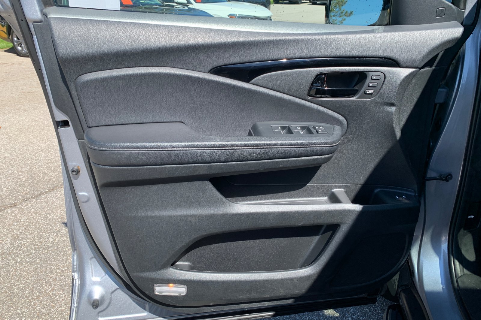 Certified Used 2022 Silver Honda Elite image 12