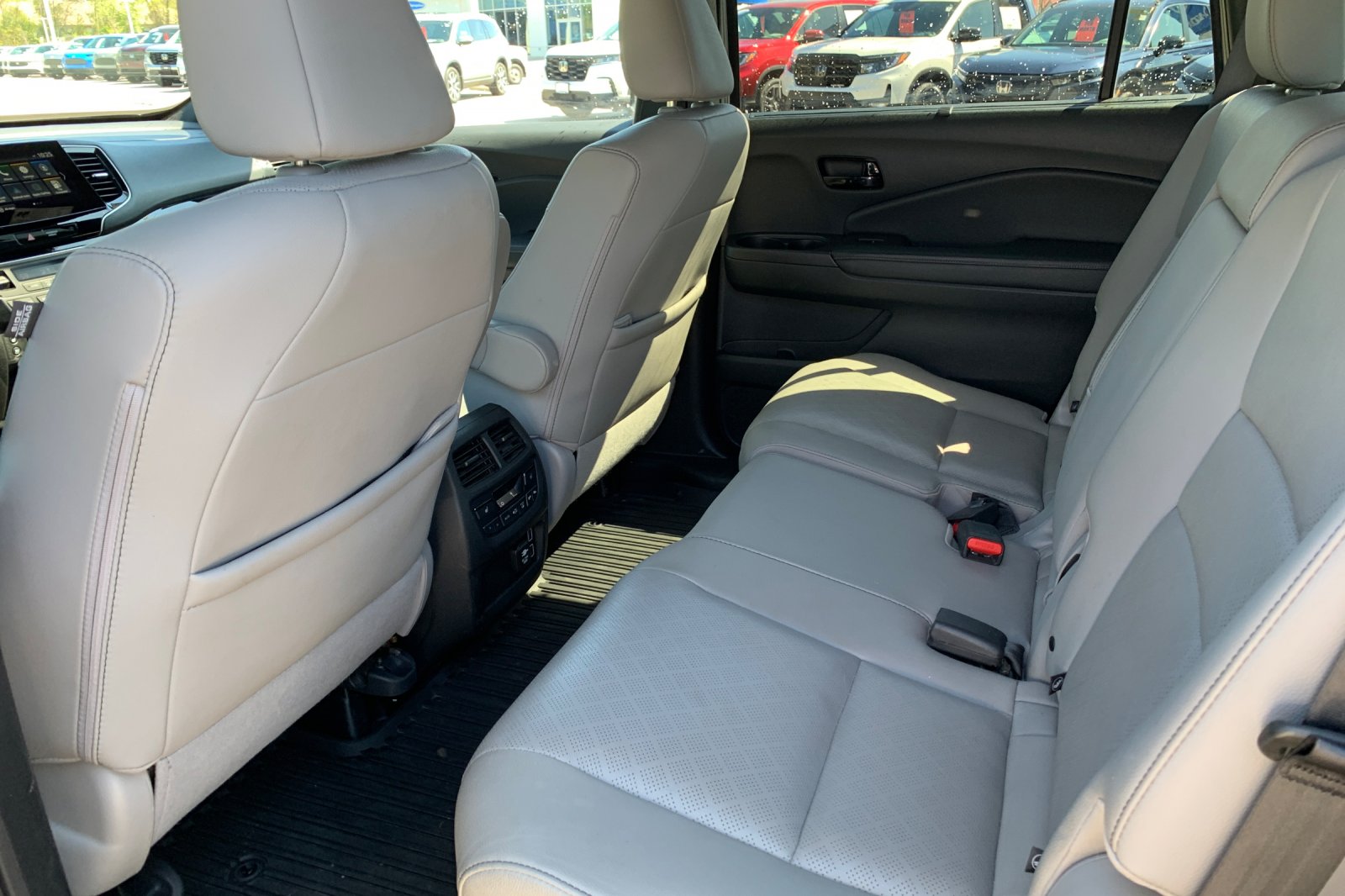 Certified Used 2022 Silver Honda Elite image 14