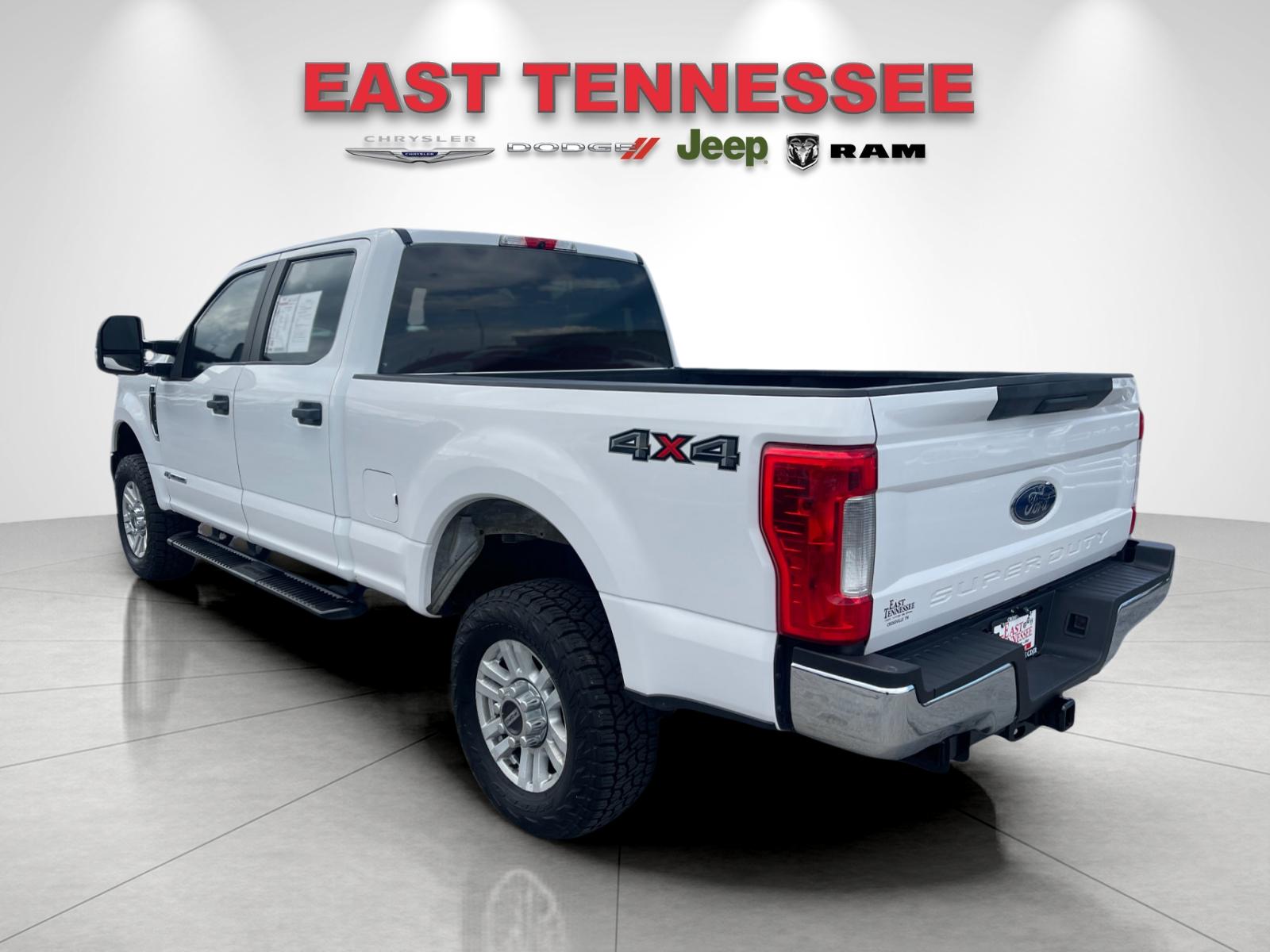 Used 2019 White Ford XL image 5