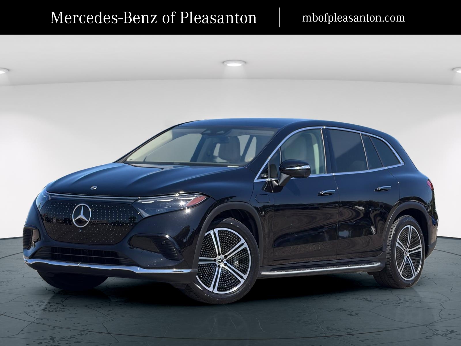2023 Mercedes-Benz EQS SUV EQS 450 4MATIC Auto's photo