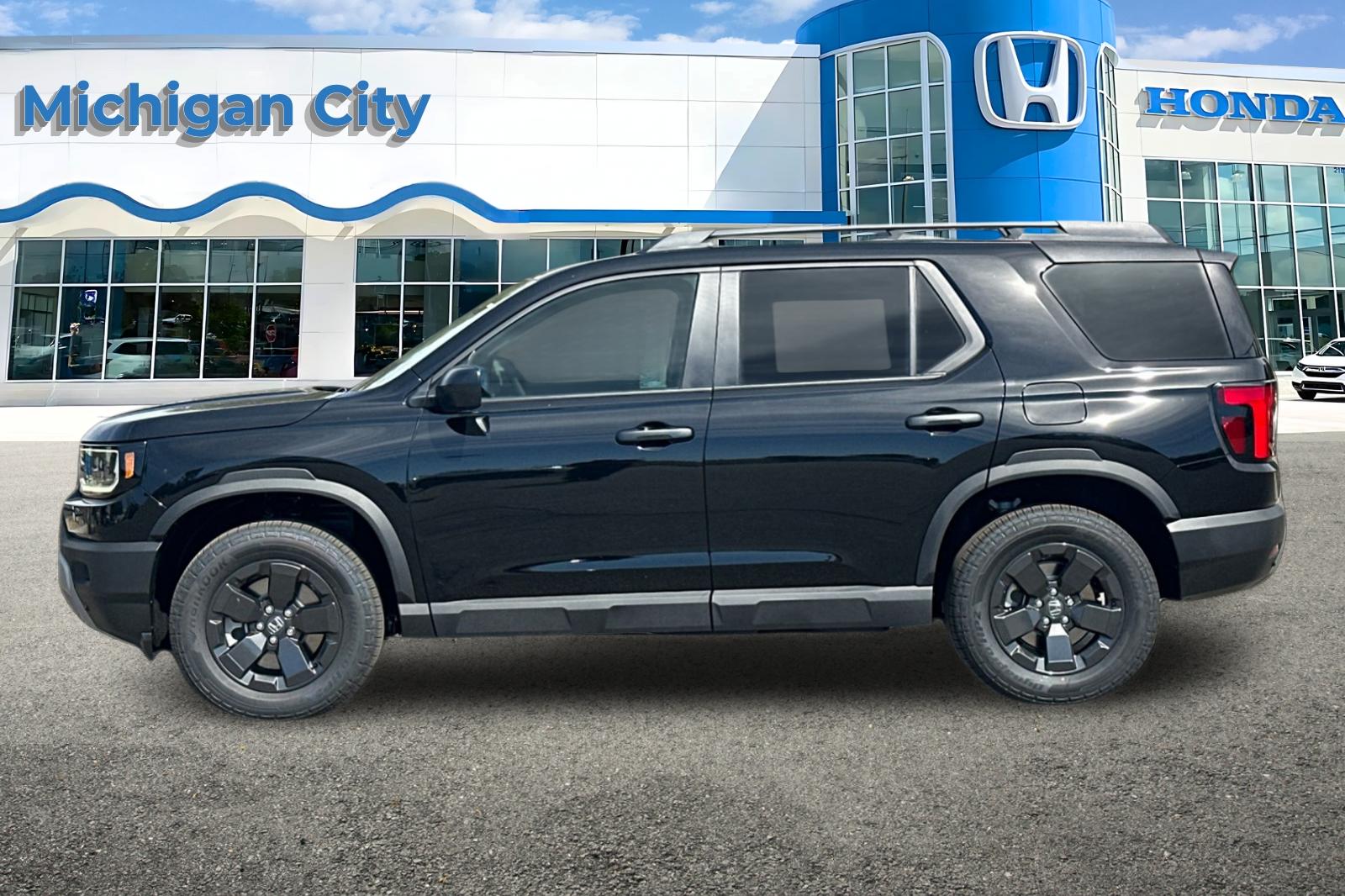 New 2026 Crystal Black Pearl Honda RTL image 2