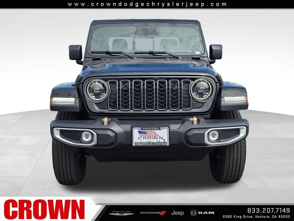 New 2026 Black Clear-Coat Exterior Paint Jeep 85th Anniversary Edition image 25