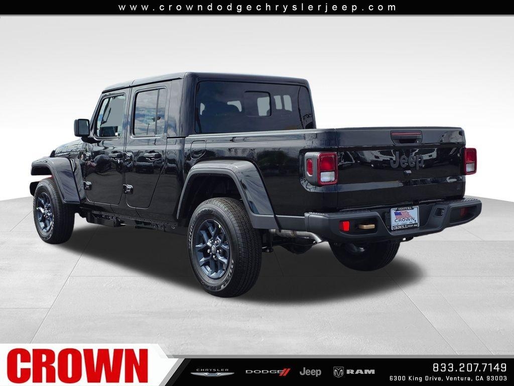 New 2026 Black Clear-Coat Exterior Paint Jeep 85th Anniversary Edition image 30