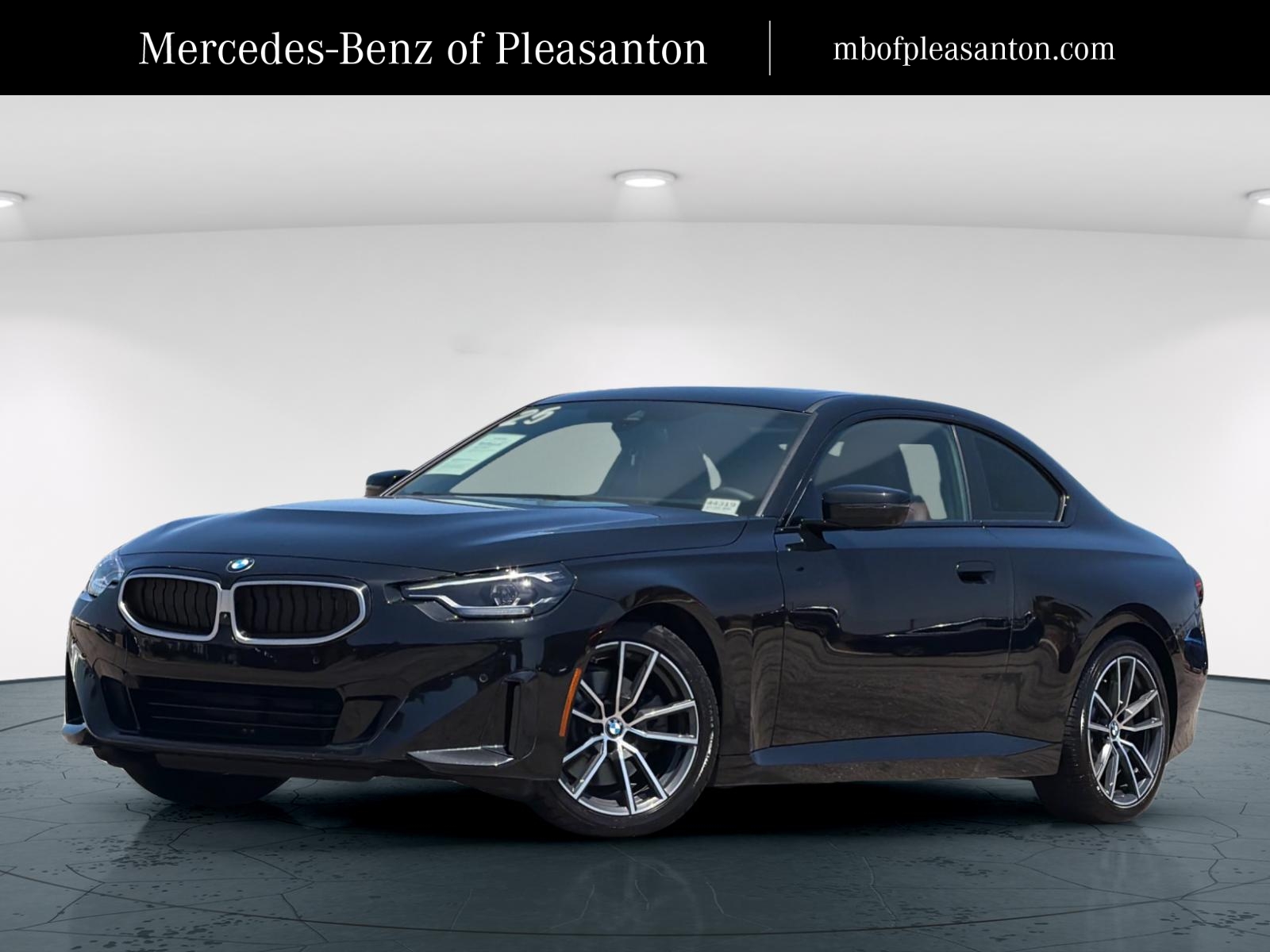 2025 BMW 2 Series 230i Coupe's photo