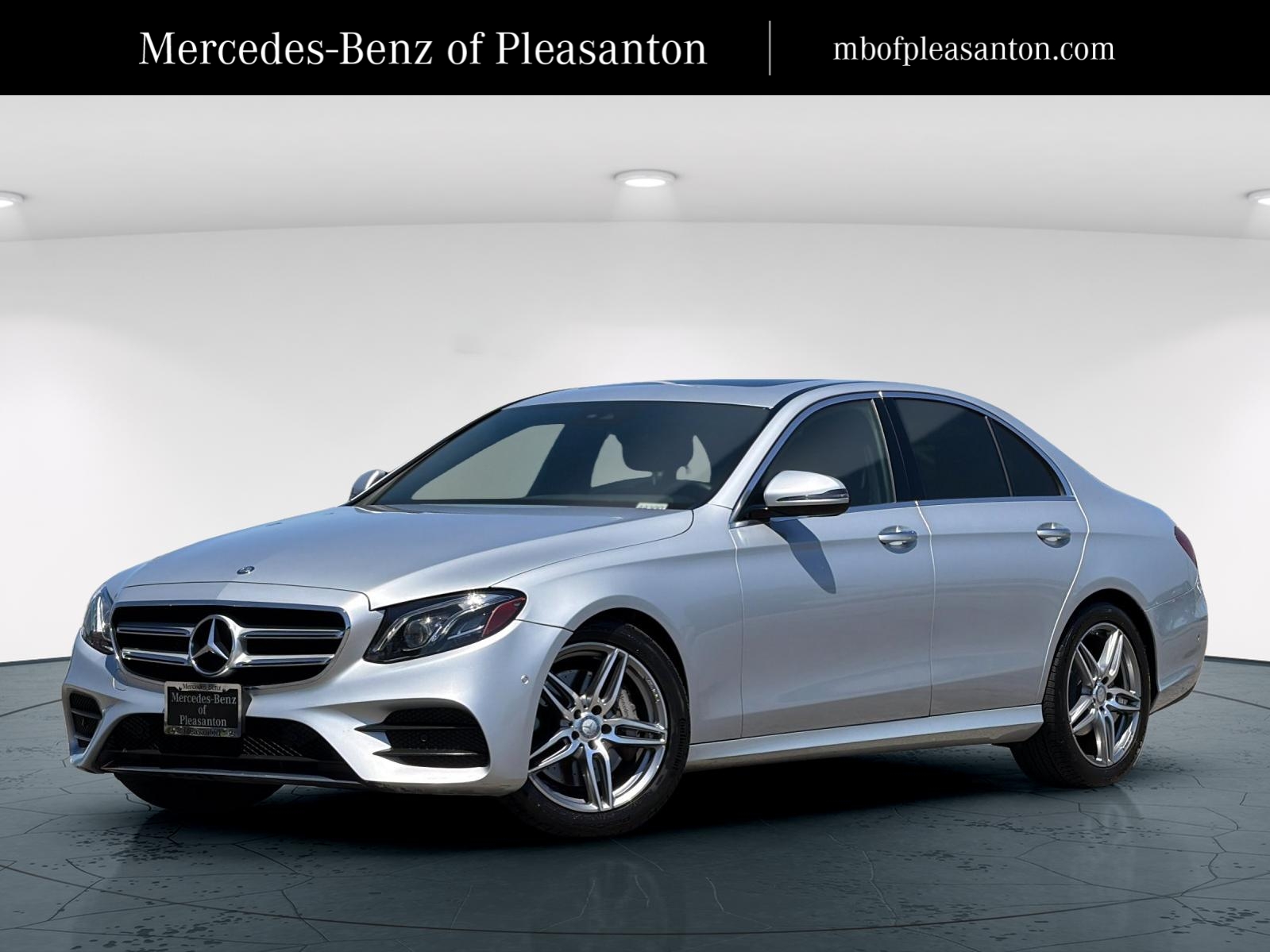 2017 Mercedes-Benz E-Class E300 4MATIC's photo