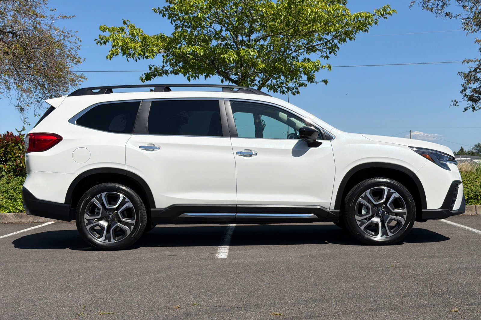 Used 2026 White Subaru Touring image 3