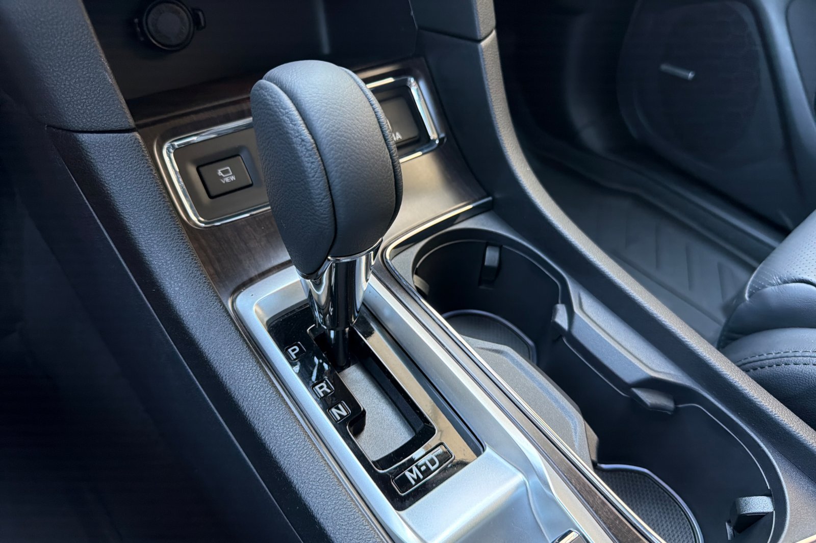 Used 2026 White Subaru Touring image 22