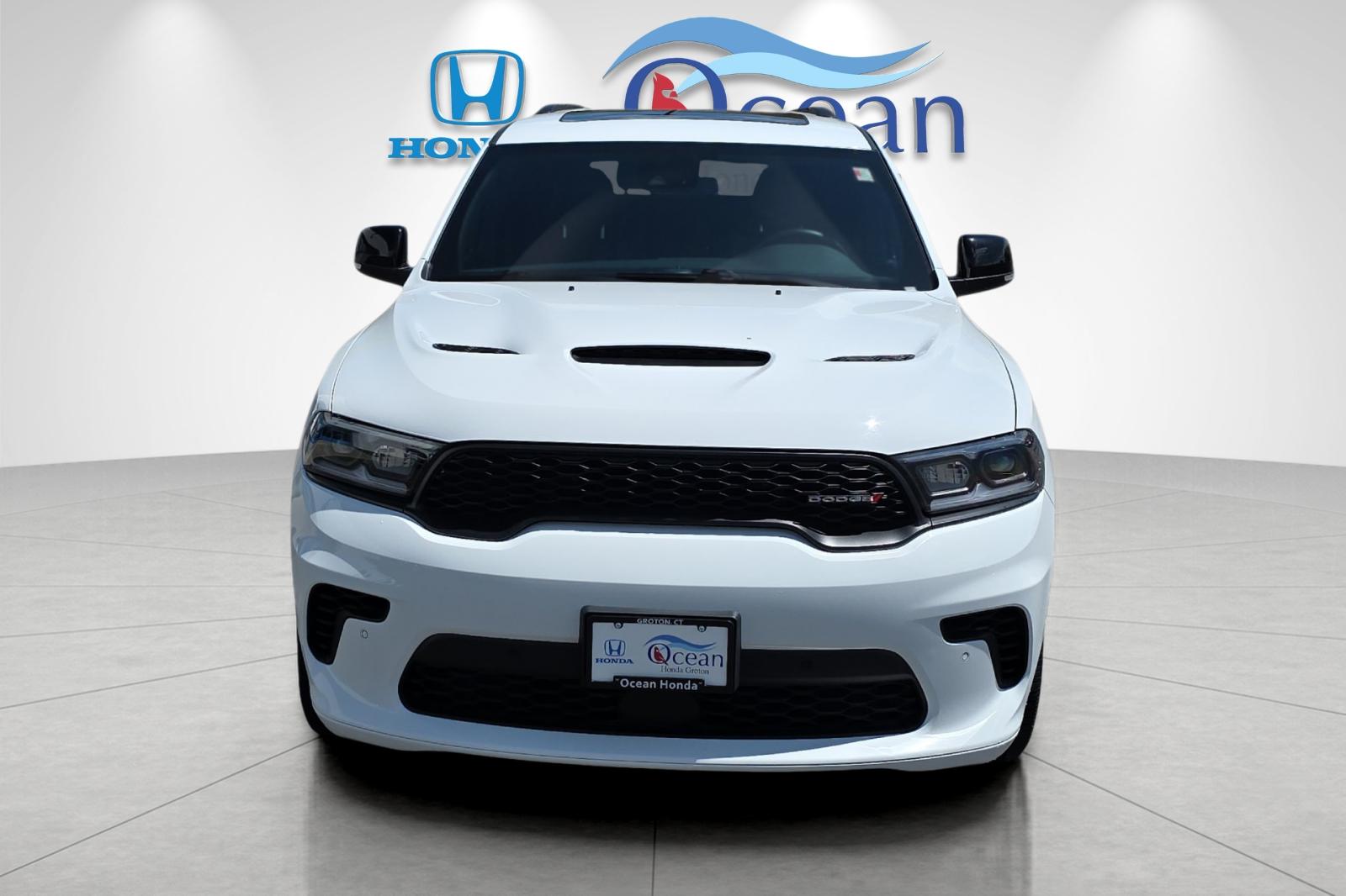 Used 2025 White Knuckle Clearcoat Dodge R/T image 8