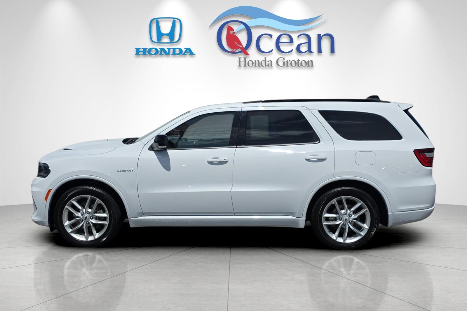 Used 2025 White Knuckle Clearcoat Dodge R/T image 6