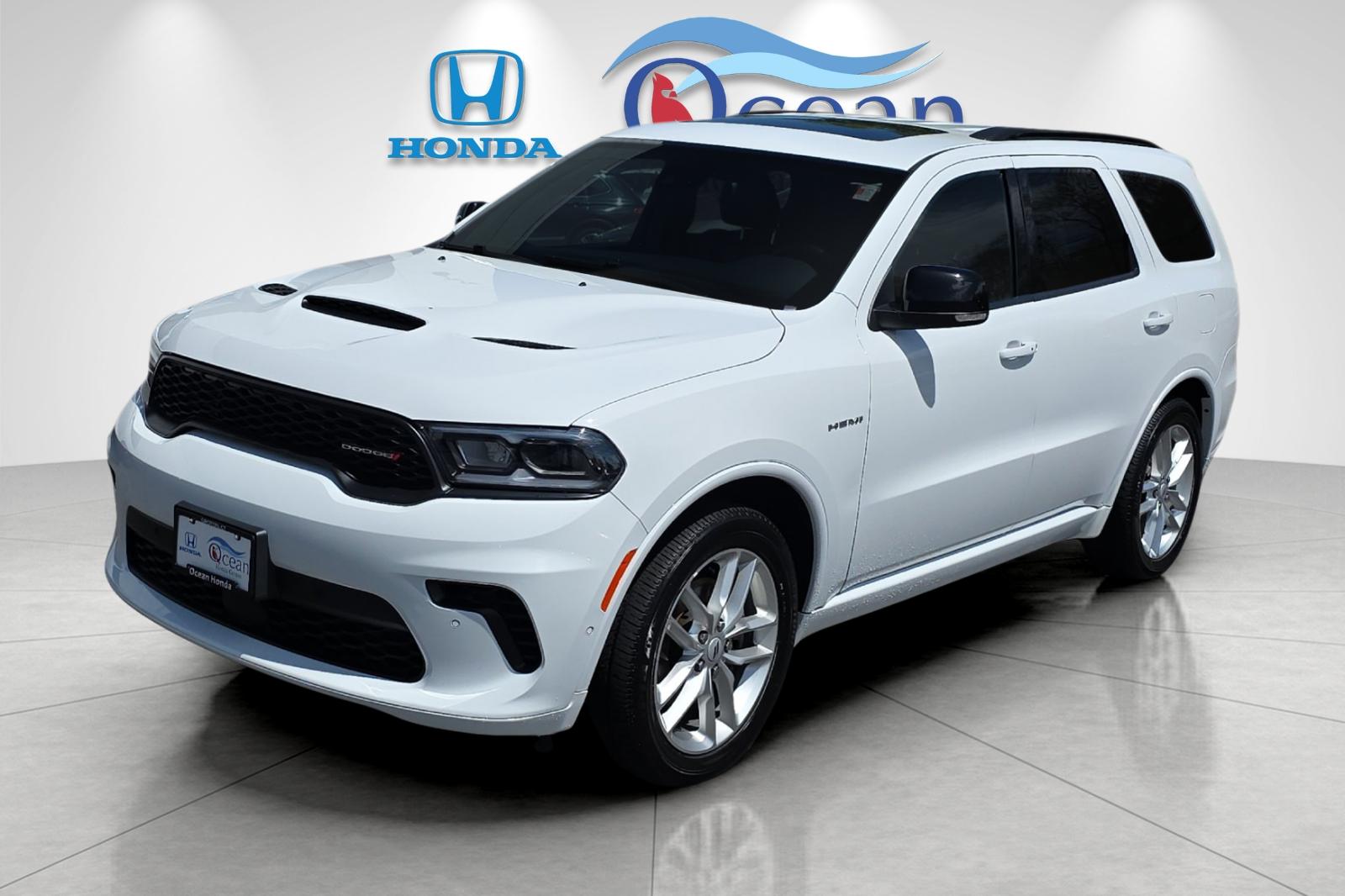 Used 2025 White Knuckle Clearcoat Dodge R/T image 7