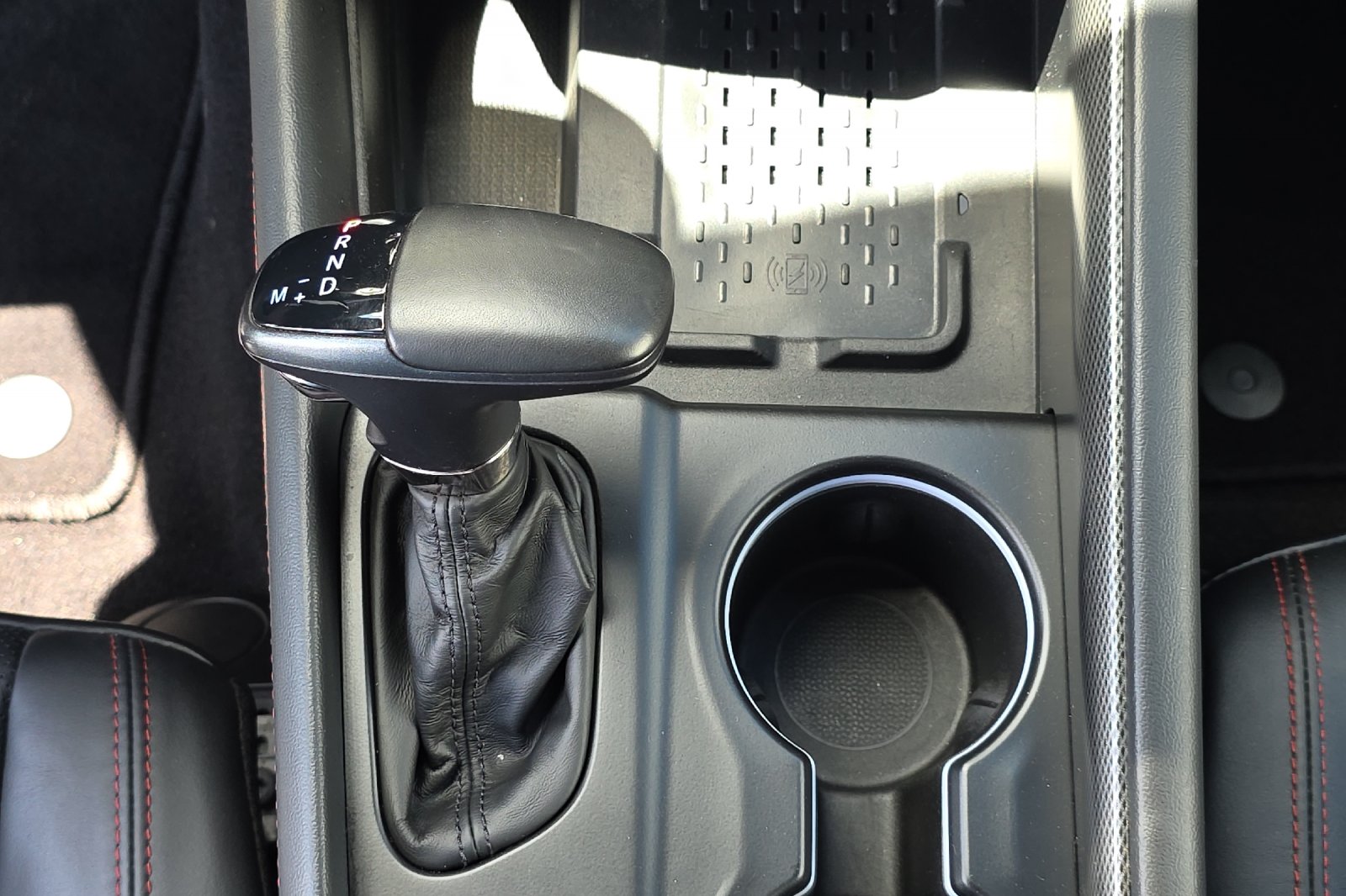Used 2025 White Knuckle Clearcoat Dodge R/T image 23