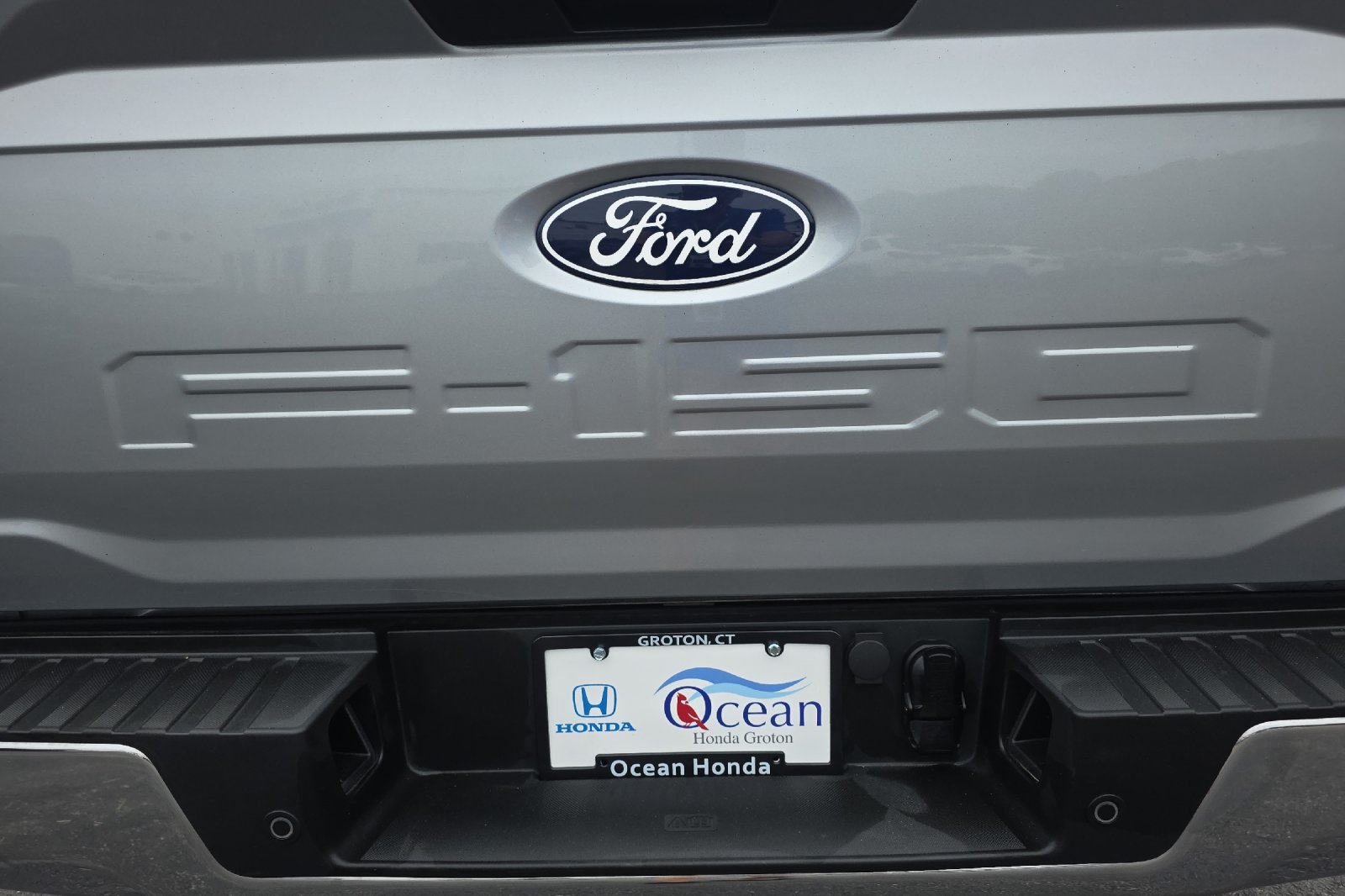 Used 2025 Iconic Silver Metallic Ford XLT image 25