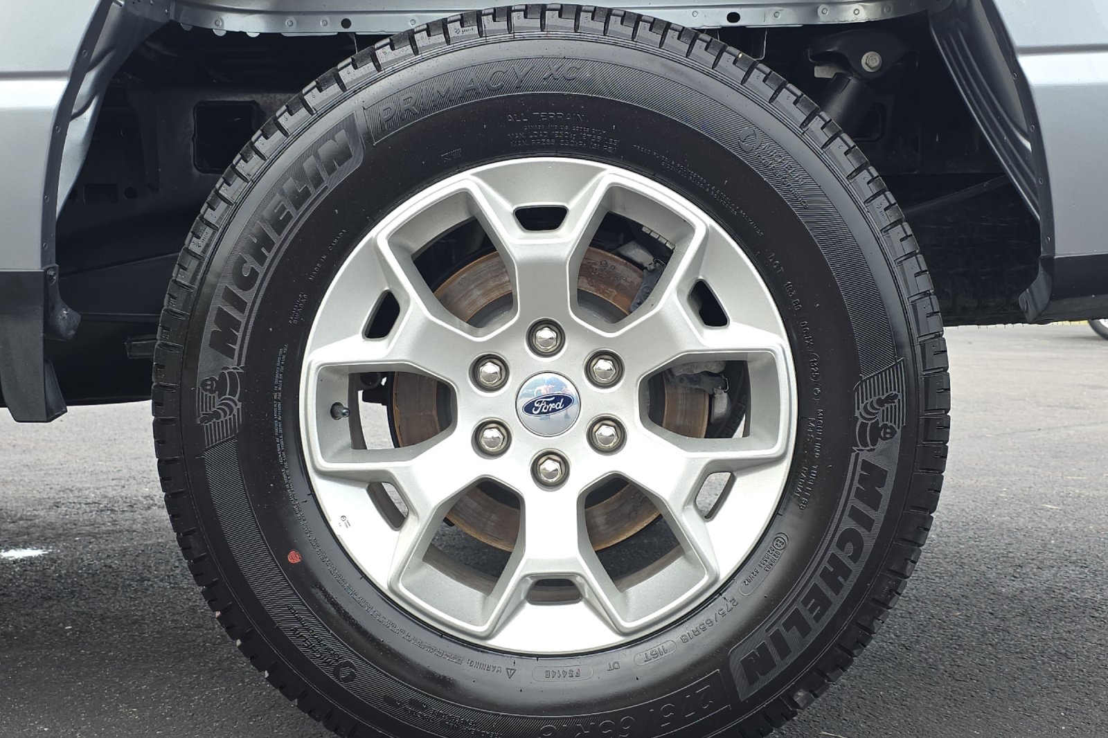 Used 2025 Iconic Silver Metallic Ford XLT image 24